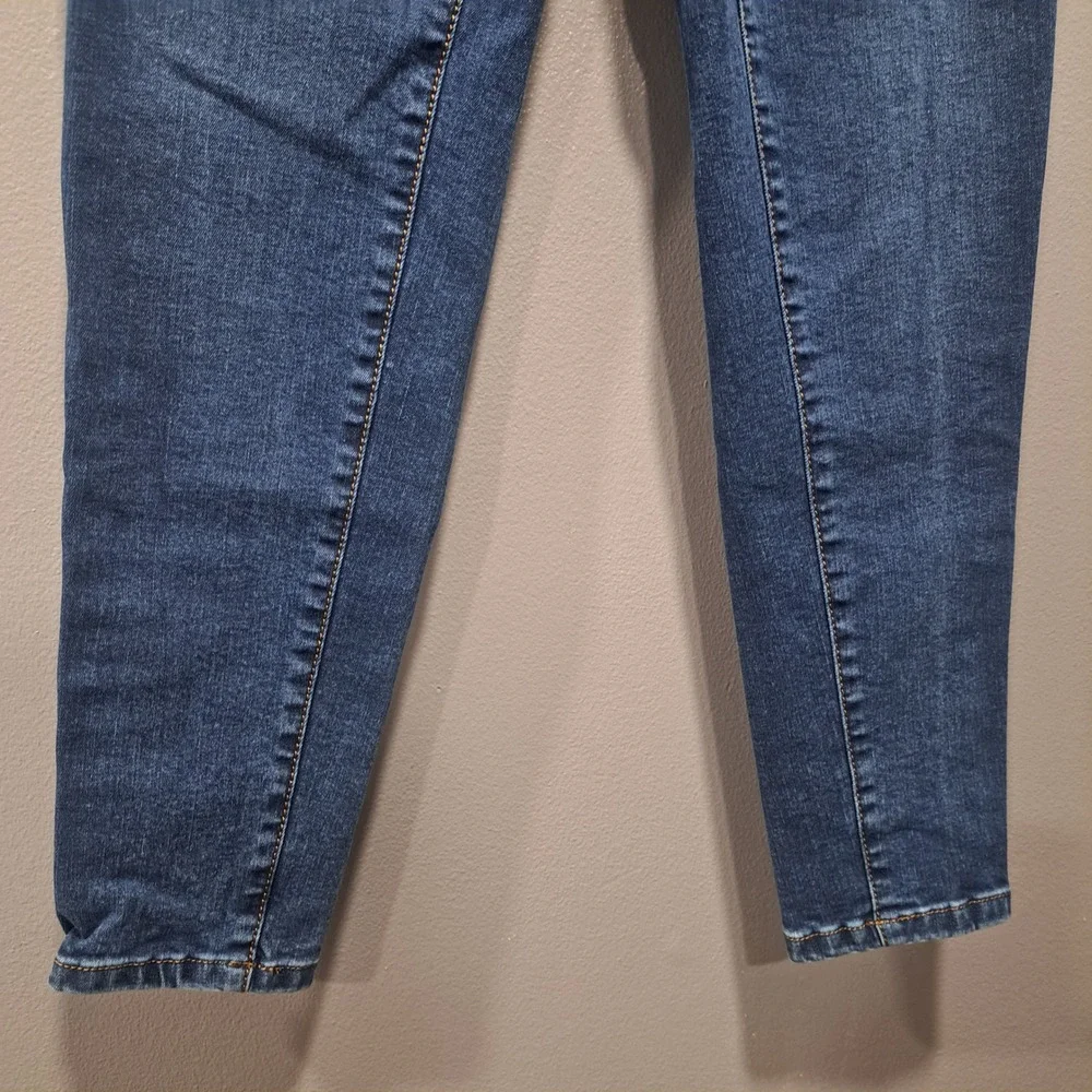 Soda High Waisted Skinny Jeans Medium Wash Triple Button‎ Grommet Detail Size 31